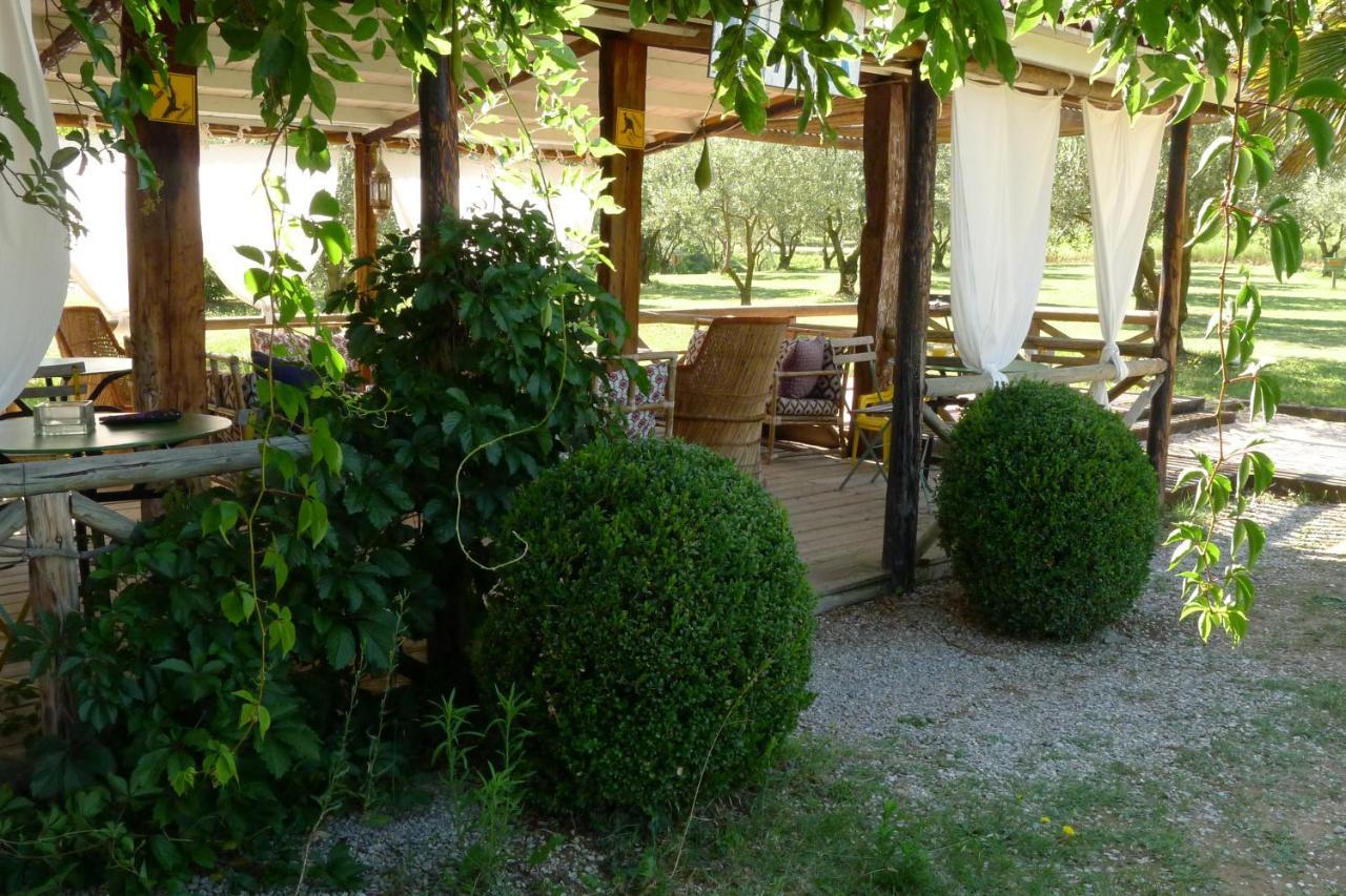 Les Piegonnaises - 2 Roulottes Villa Exterior foto
